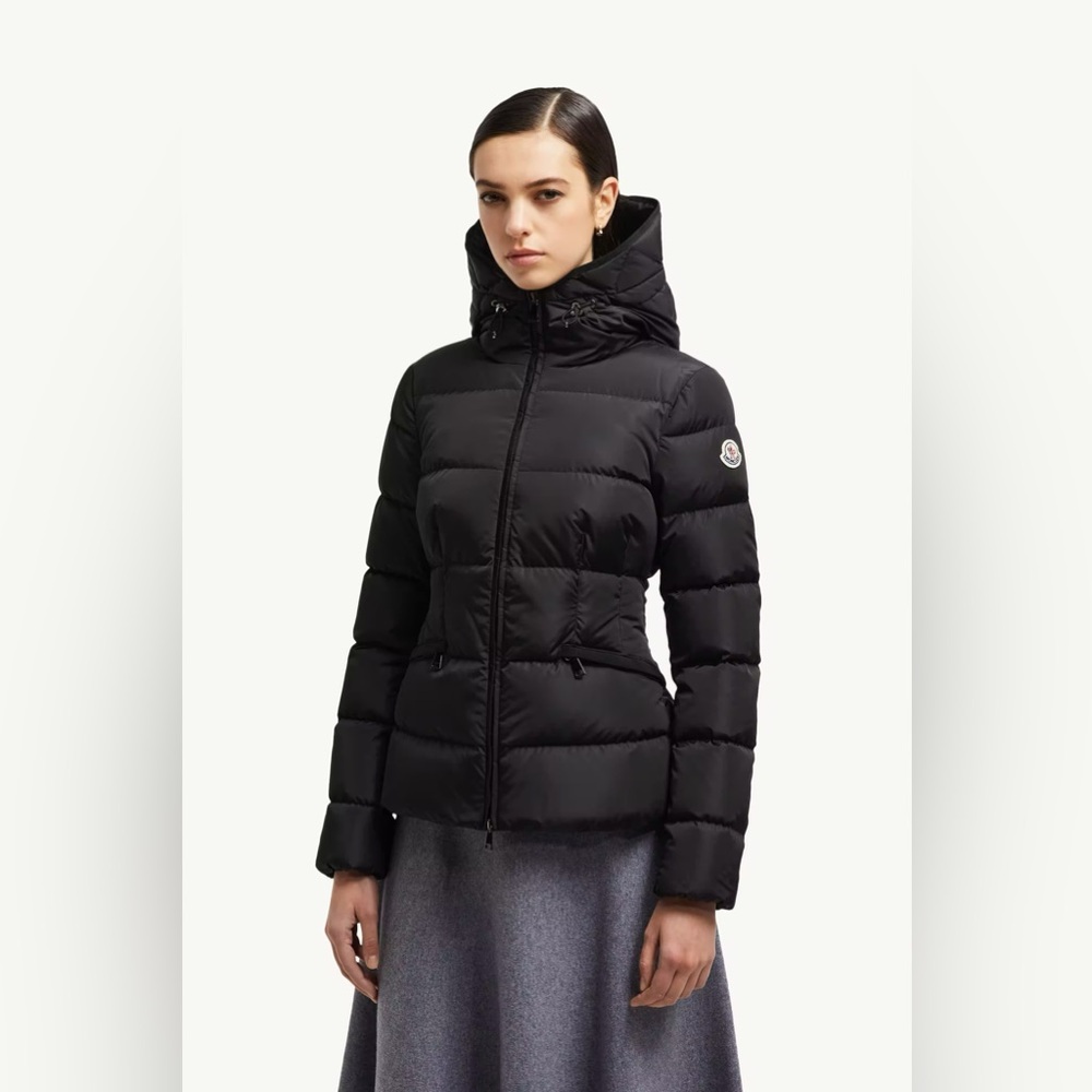 Avoce Hooded Short Down Jacket SIZE 3
